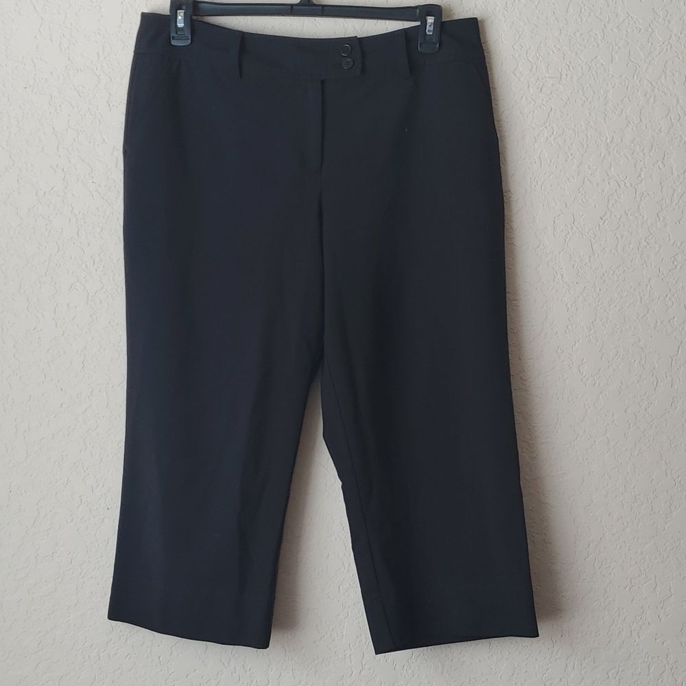 Worthington Women's Black Dress Pants Size 14 Crop Bermuda Office Trousers